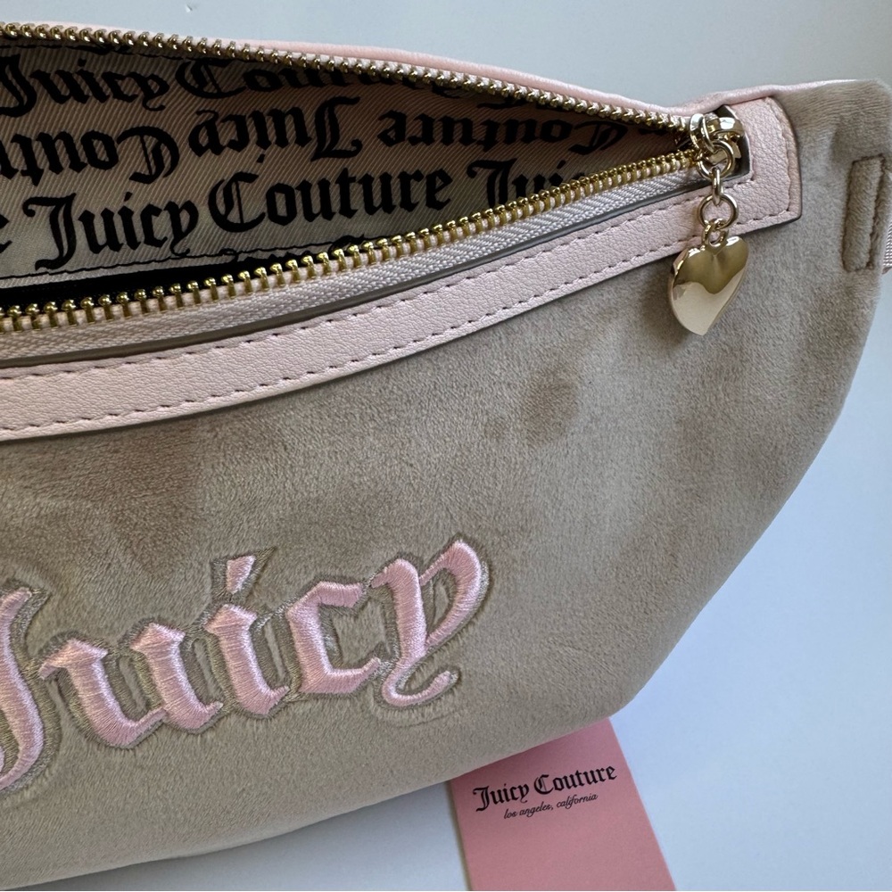 Juicy Couture YK2 Queen of everything Fanny Bag Cafe/ Powder Blush - Picture 11 of 16